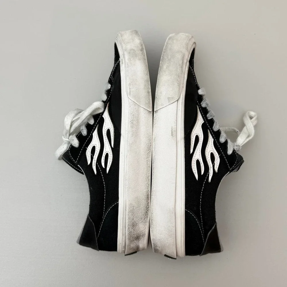 STRAYE Logan black flame sneakers with white flame graphic 9.5 men 11 women's